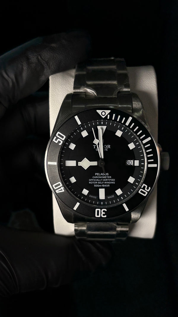 Tudor black