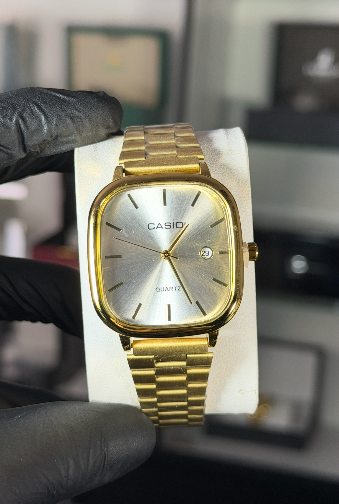 CASIO DORADO